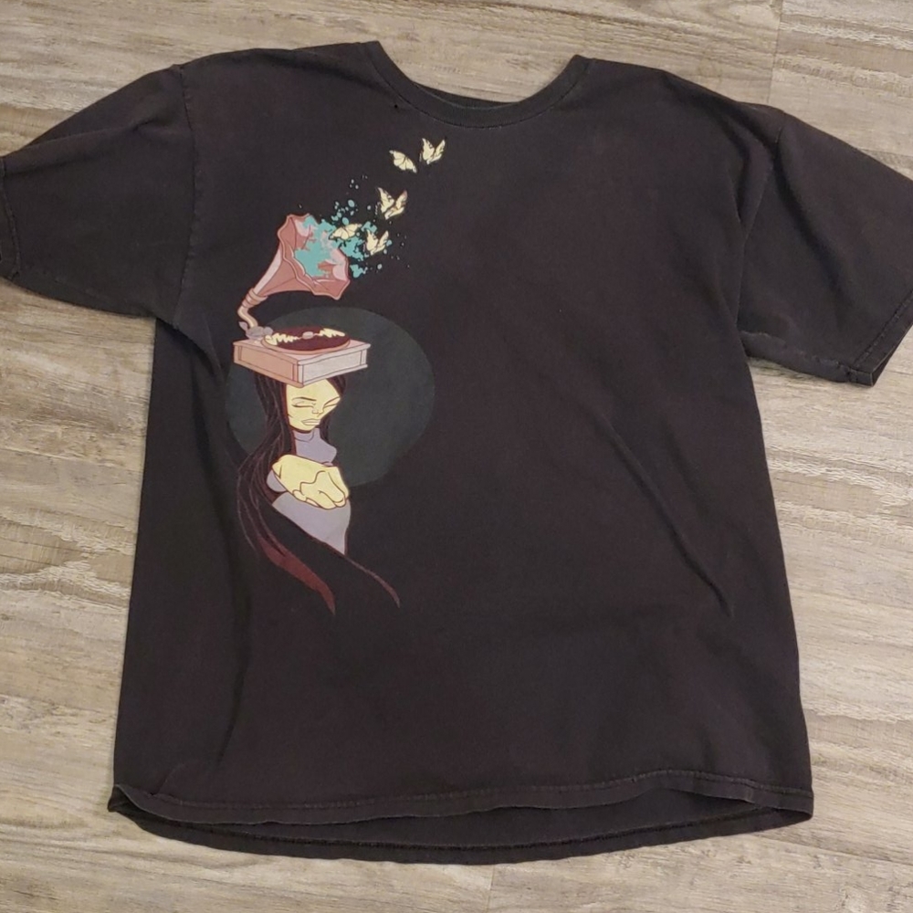 T-shirt